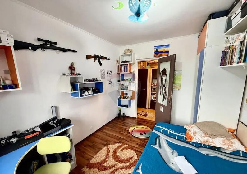 Apartament cu 3 camere decomandat în Central