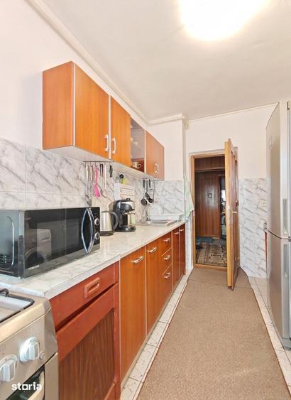 Apartament cu 2 camere decomandat, mobilat în Far