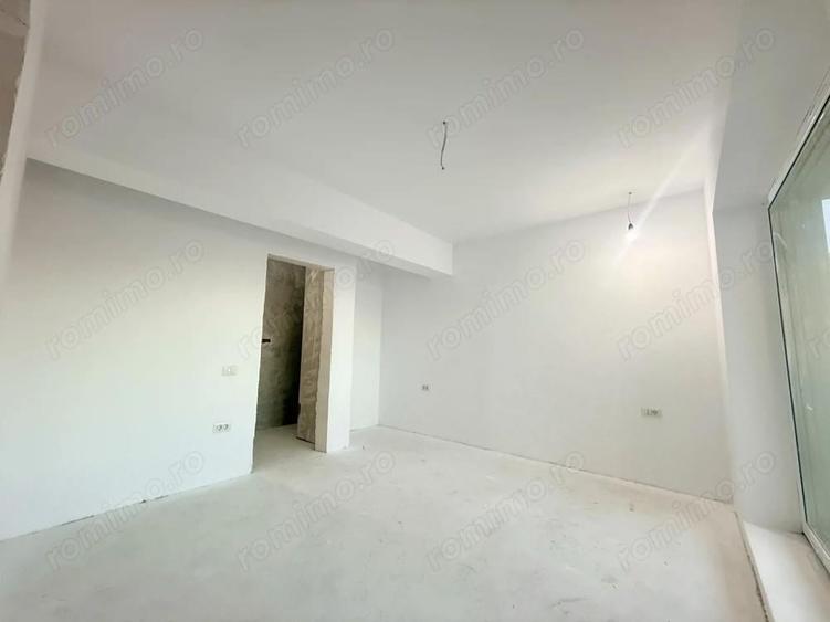 Apartament cu 3 camere decomandat în Doamna Ghica