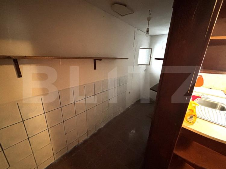 Casă cu 3 camere cu Teren 200 Mp în Central