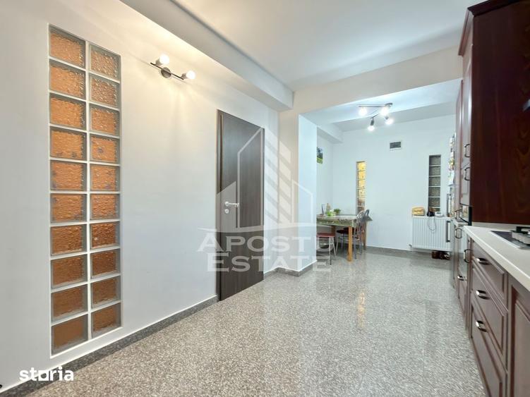 Casă cu 4 camere cu Teren 250 Mp în Sud