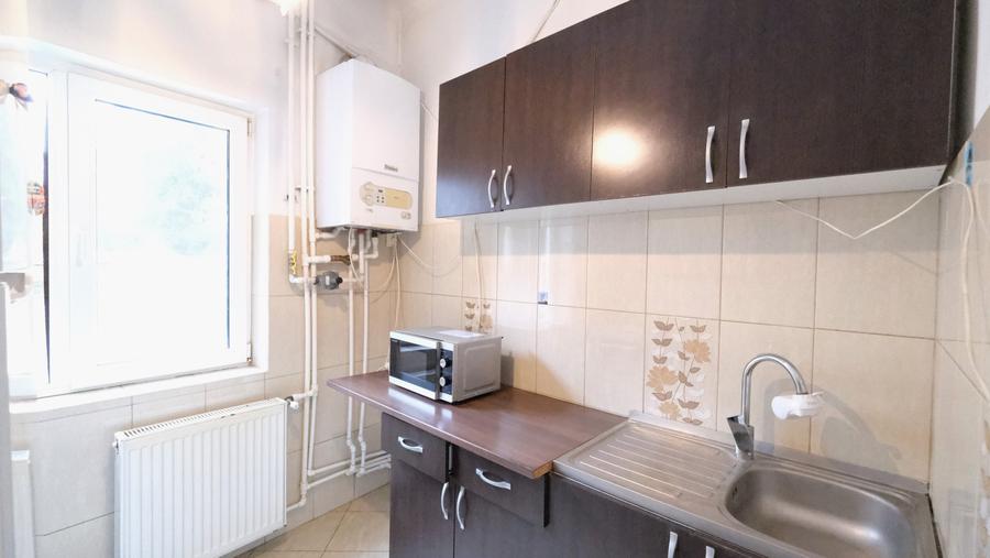 Oferta chirie 3 camere cu imbunatatiri in vila Dorobanti cu boxa si centrala - 1