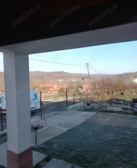 Casă cu Teren 1700 Mp în Crivobara