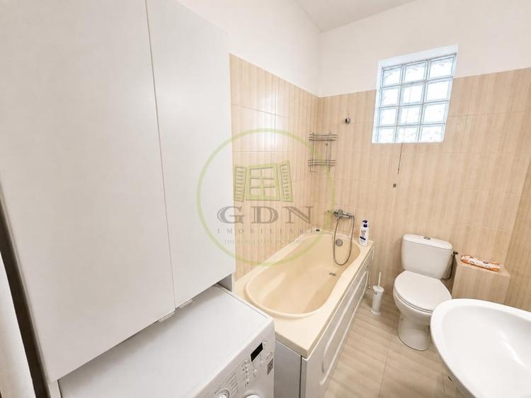 Apartament cu 2 camere semidecomandat, mobilat în 1 Mai