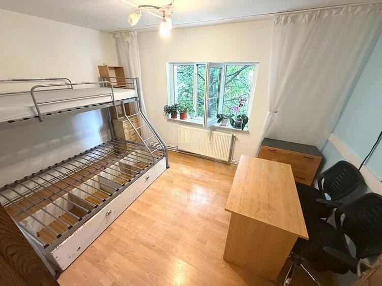 Apartament cu 2 camere semidecomandat în Brazda lui Novac