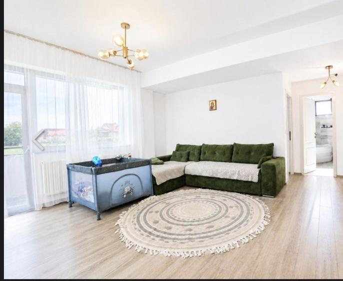 Apartament cu 2 camere decomandat în Ciritei