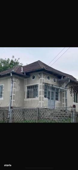 Casa cu potential deosebit si teren de 3.400 mp in Recea Cristur - 3