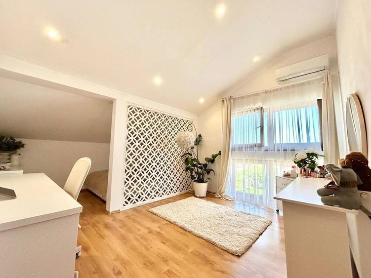 Casă cu 8 camere cu Teren 903 Mp în Odăile