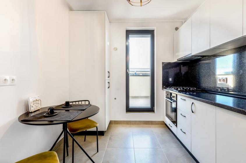 Apartament cu 3 camere decomandat, mobilat în Pipera