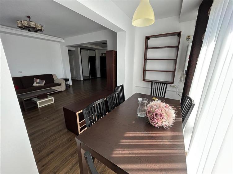 Apartament cu 3 camere decomandat, mobilat în Nord