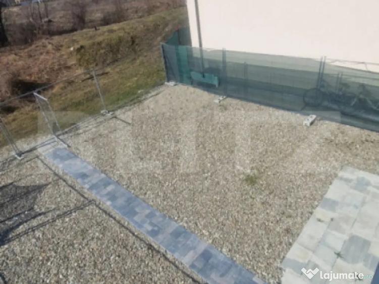 Casă cu 3 camere cu Teren 200 Mp în Stupini