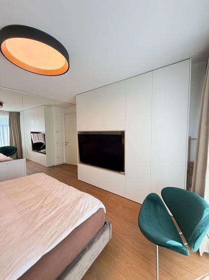 Apartament cu 3 camere semidecomandat, mobilat în Gruia