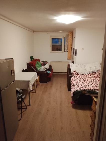 Garsonieră decomandată în 7 Noiembrie