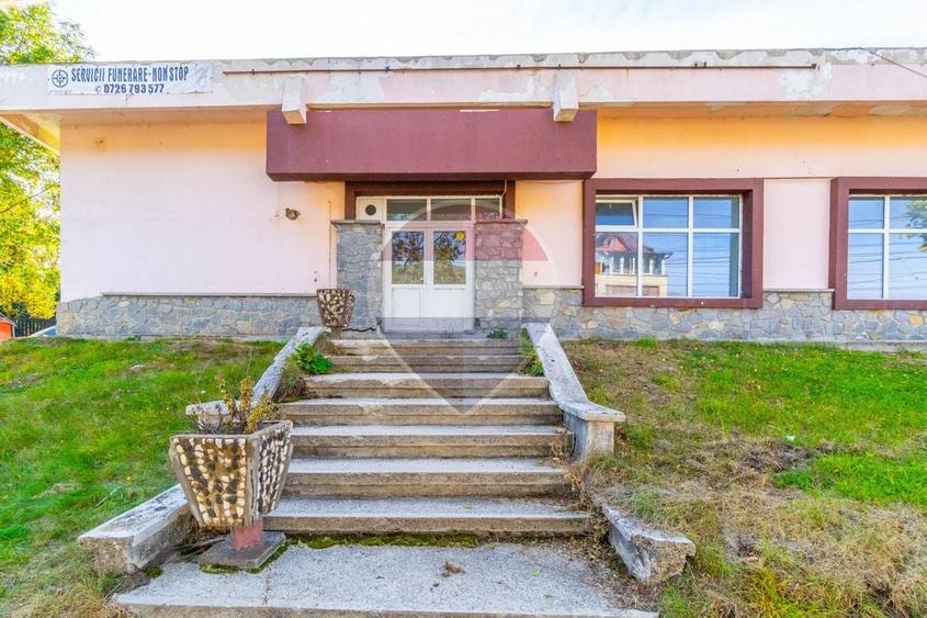 Spațiu comercial, de 260 mp, în Poiana Țapului