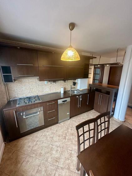 Apartament cu 2 camere decomandat în Lujerului
