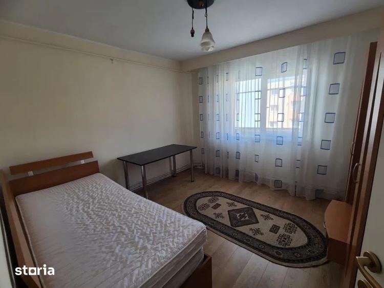 Apartament cu 2 camere decomandat în Zorilor
