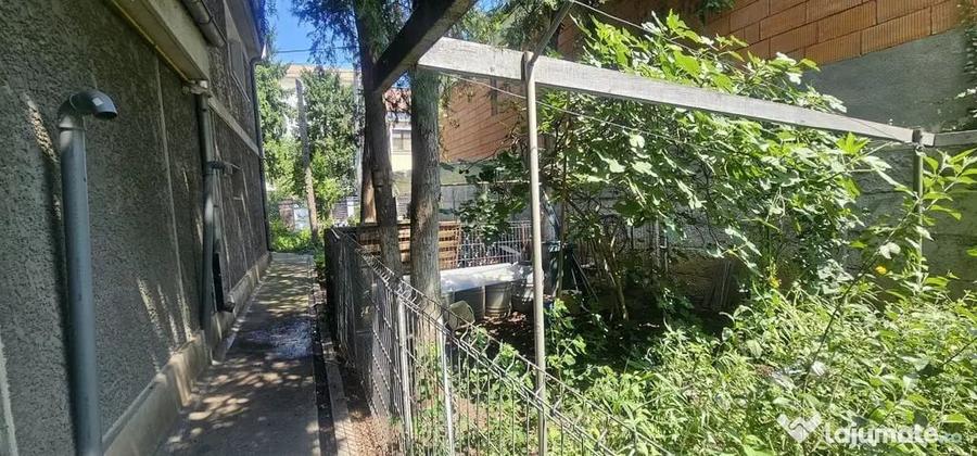 Casă cu 4 camere cu Teren 365 Mp în Ultracentral