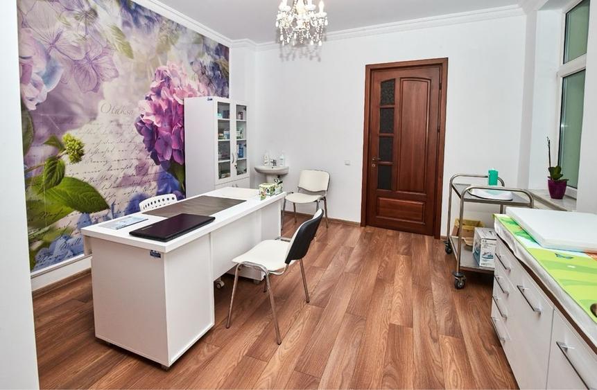 Casă cu 4 camere în Central