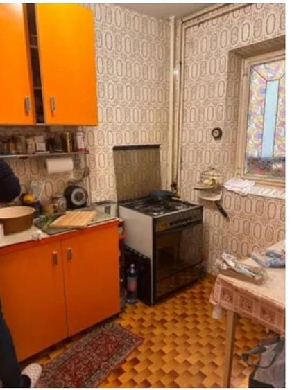 Apartament cu 3 camere decomandat în Tineretului