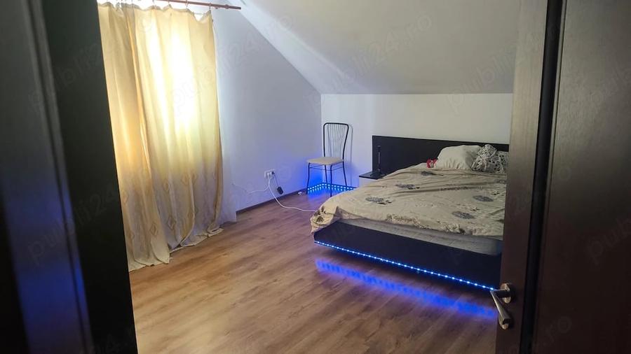 Casă cu 18 camere cu Teren 510 Mp în Central