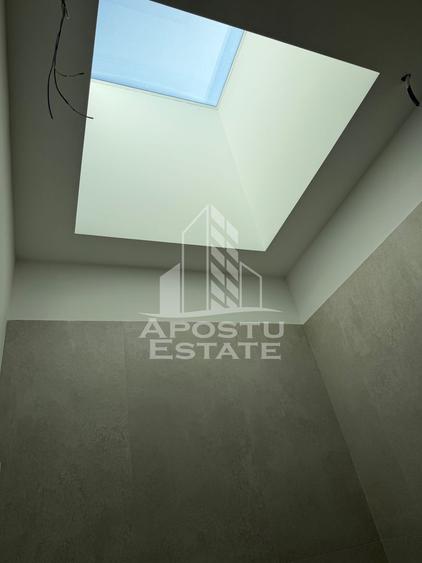 Apartament cu 4 camere decomandat, mobilat în Torontalului