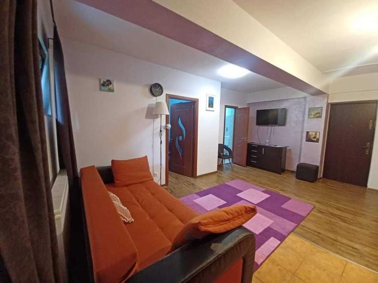 Apartament cu 2 camere semidecomandat în Olteniței