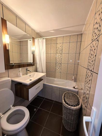 se inchiriaza apartament cu 3 camere cu loc parcare auto - 7