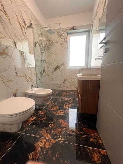Apartament cu 2 camere decomandat în Giroc
