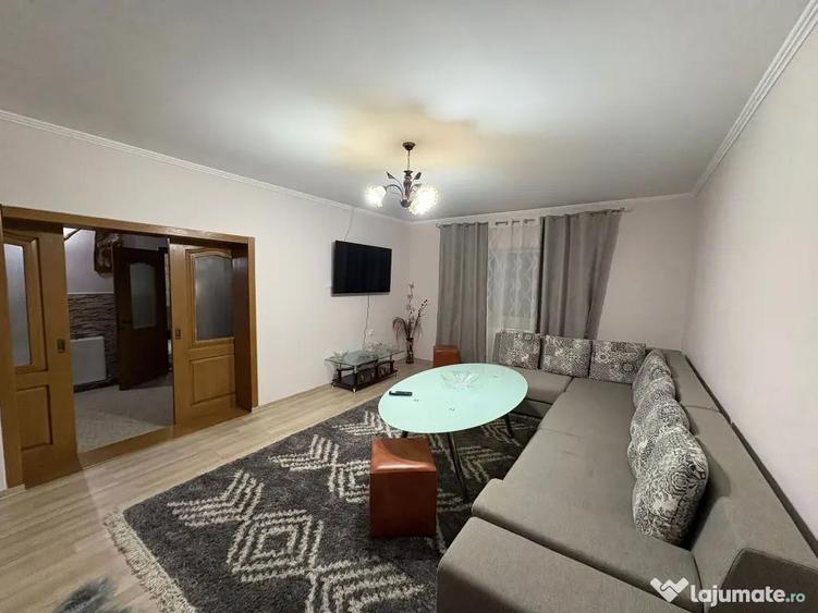 Casă cu 3 camere în Ion Neculce