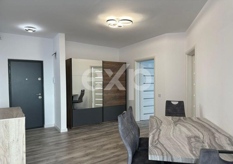 Apartament cu 2 camere semidecomandat, mobilat în Florești