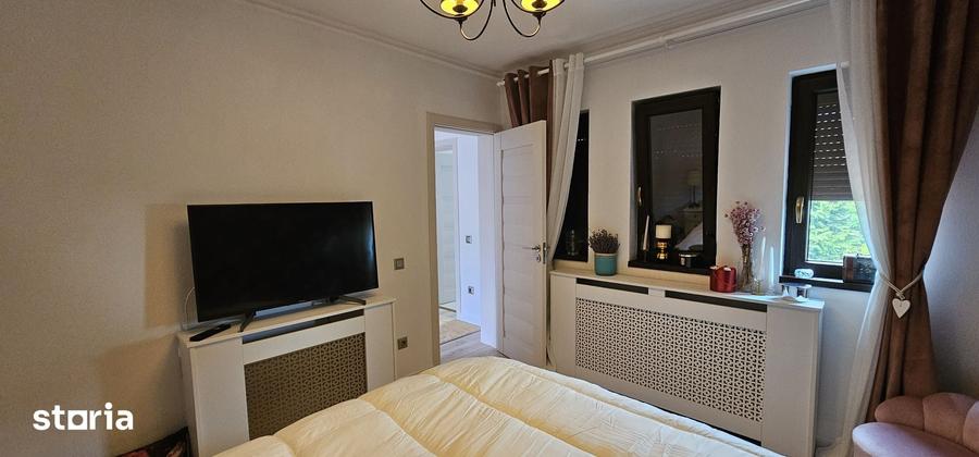 Casă cu 3 camere decomandat cu Teren 640 Mp în Lazaret