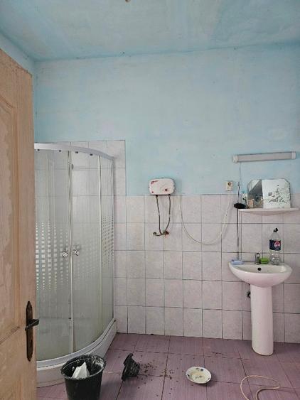 Casă individuală cu 4 camere cu Teren 2169 Mp în Beba Veche