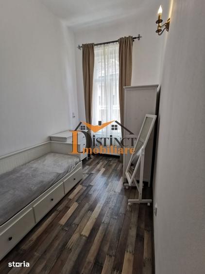 Apartament cu 3 camere decomandat în 15 Noiembrie