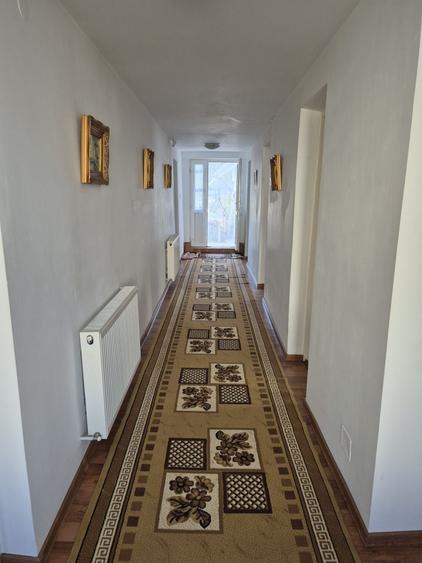 Casă cu 3 camere cu Teren 1000 Mp în Central