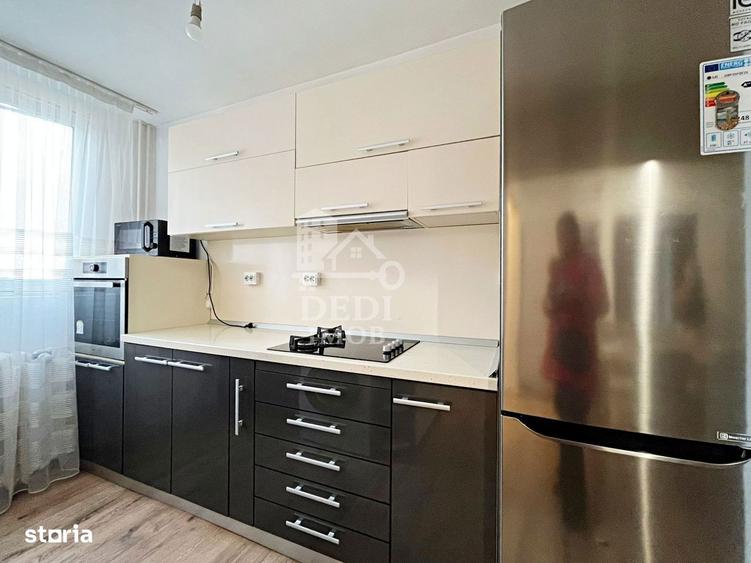 Apartament cu 3 camere decomandat în Decebal