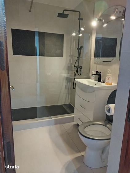 Apartament cu 2 camere decomandat în Traian