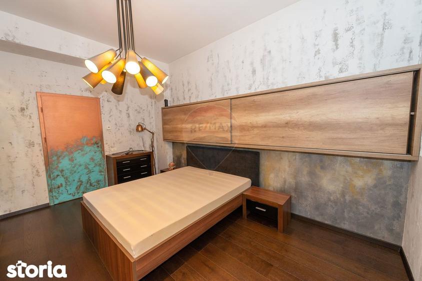 Apartament cu 4 camere, mobilat în Libertății