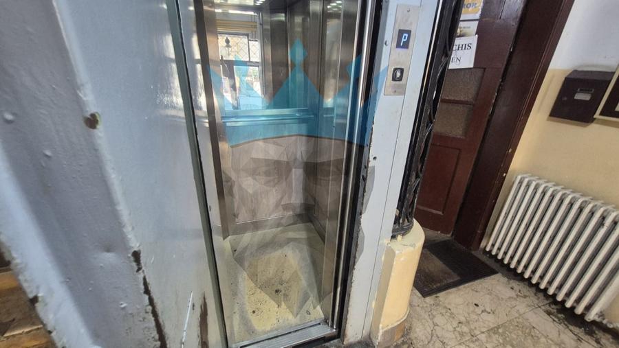 Garsonieră decomandată, mobilată în Universitate
