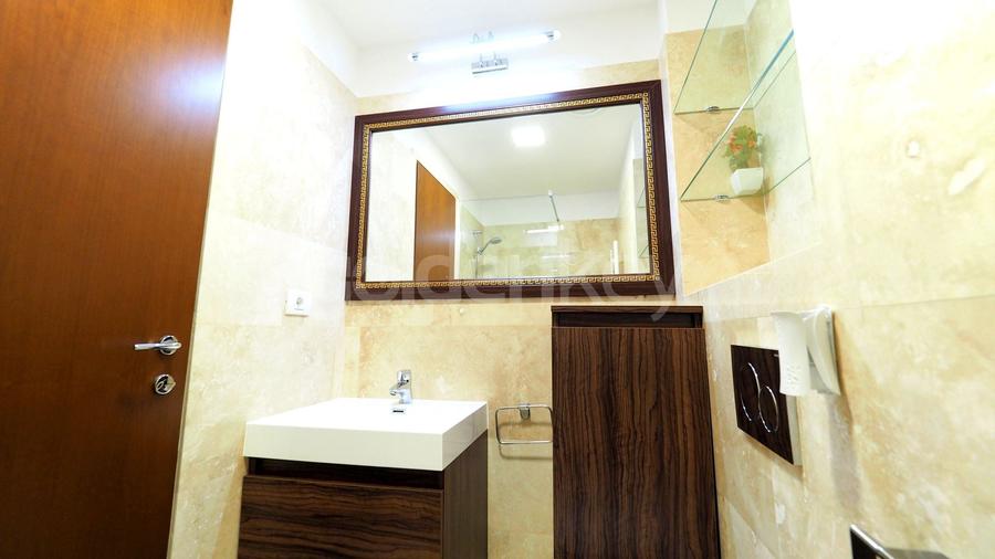 Apartament cu 4 camere decomandat, mobilat în Herăstrău