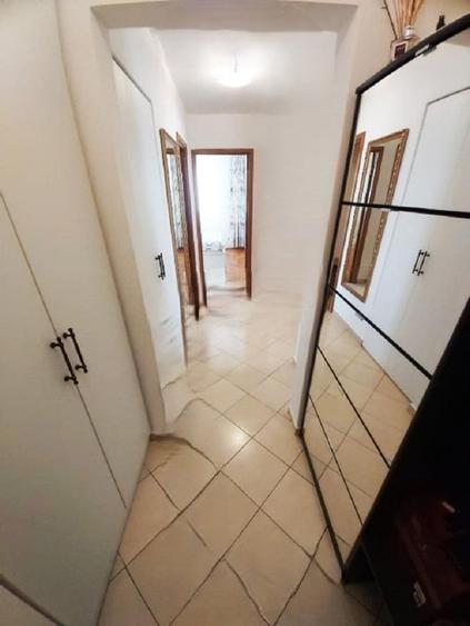 Apartament cu 2 camere decomandat în Centru Civic