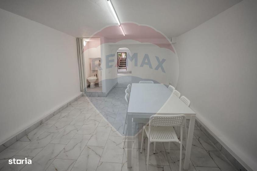 Spațiu comercial, de 72 mp, în Central