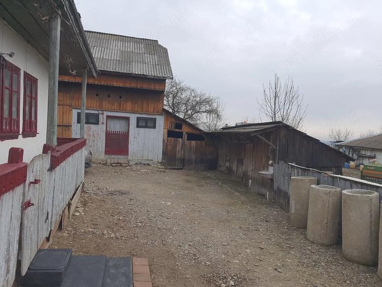 Casă cu 3 camere cu Teren 800 Mp în Drăgoiești