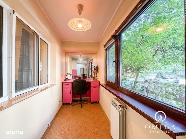 Apartament cu 2 camere decomandat în Nicolina