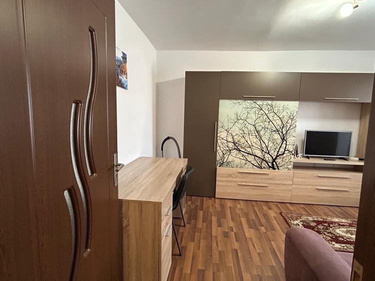 Apartament cu 2 camere decomandat în Gheorghe Lazăr