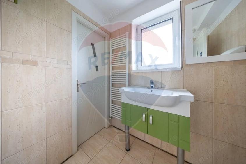 Spațiu comercial, de 210 mp, în Hărmanului