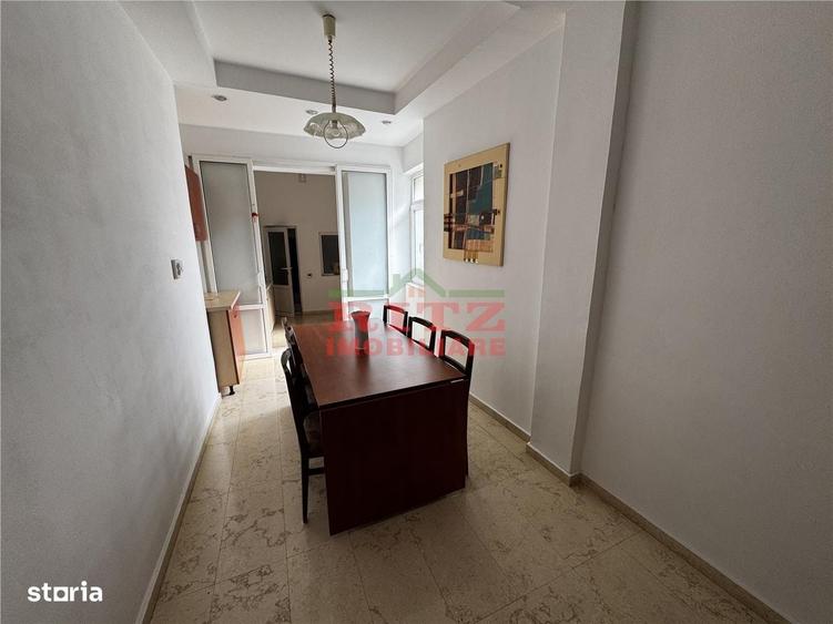 Casă cu 3 camere în Orașul de Jos