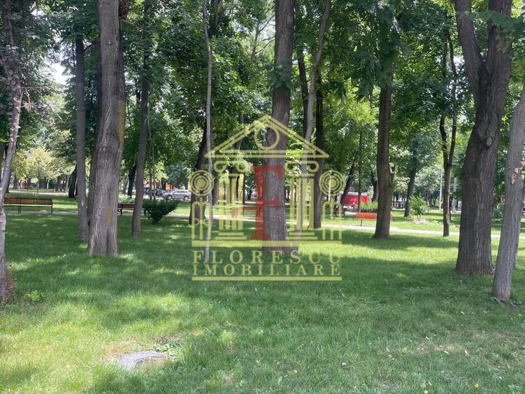 Casă individuală cu 3 camere cu Canalizare în Copou
