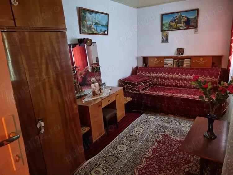 Casă cu Teren 2300 Mp în Boldești