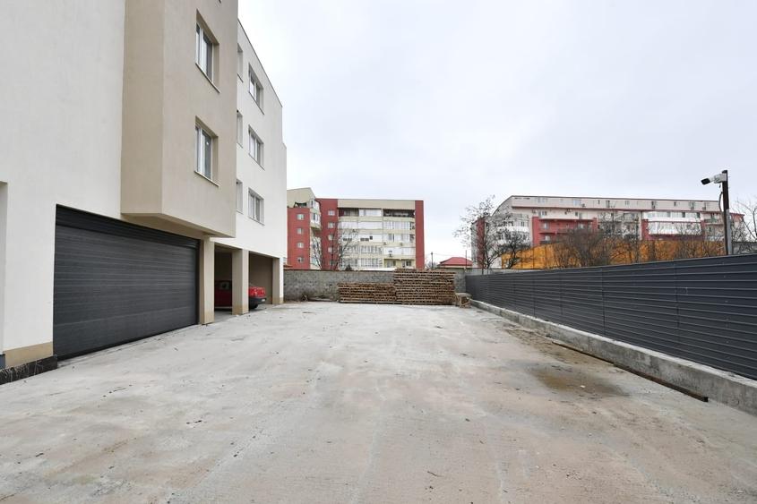 Apartament cu 3 camere decomandat în Voluntari