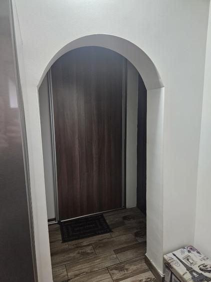 Apartament cu 2 camere decomandat în Sud